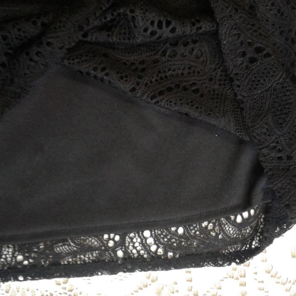 Liz Claiborne pretty lace black short sleeved top - Picture 10 of 12